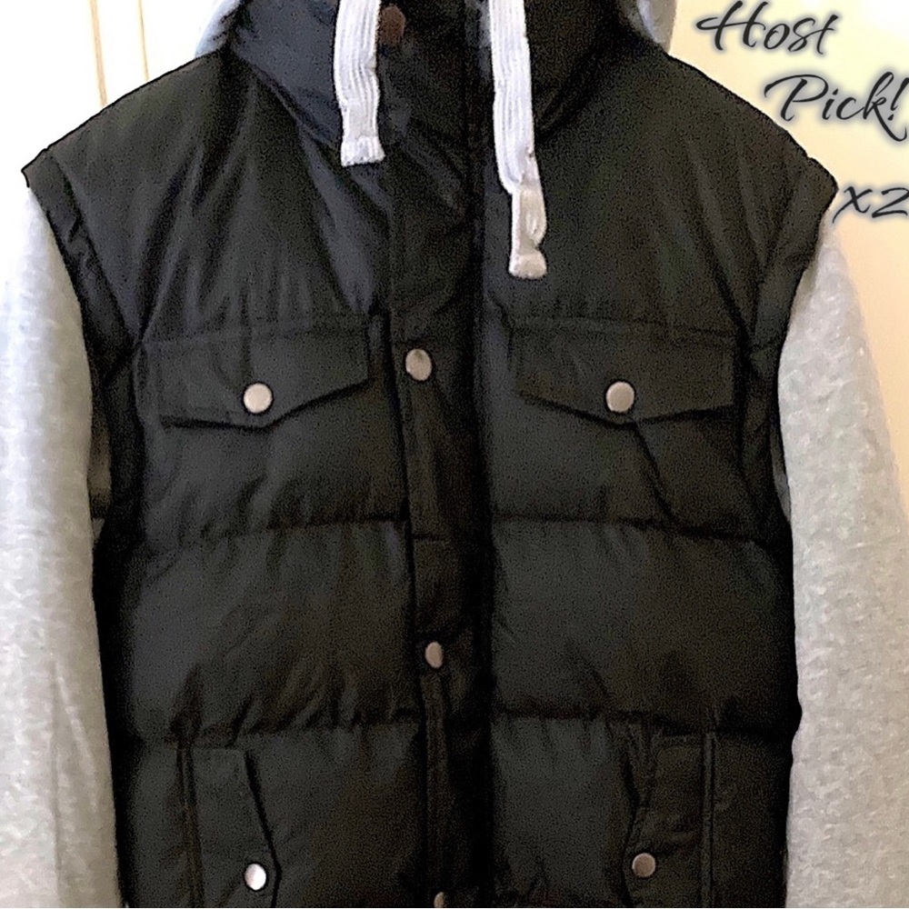 🆕 US ICON puffy Black Vested Jacket w/ Gray sweatpant material sleeves & hood
